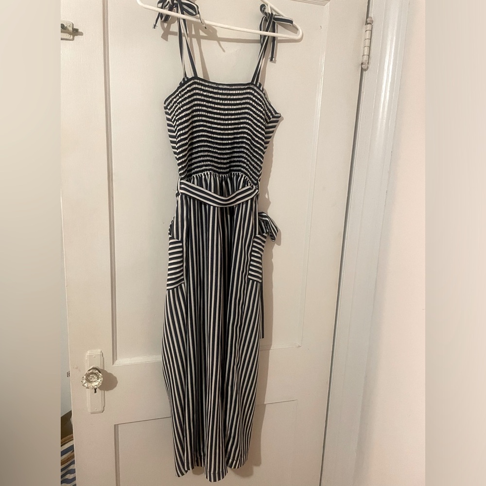 Monteau navy blue and white wide leg  jumpsuit with tie for waist. Wire support